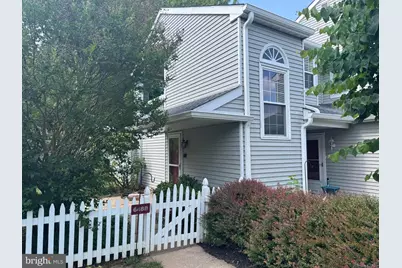 648 Rose Hollow Drive #648B, Yardley, PA 19067 - Photo 4