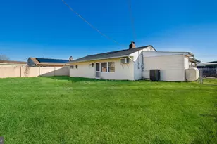 10 Blue Ridge Dr, Levittown, PA 19057 - Photo 16