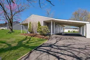 36 Mockorange Ln, Levittown, PA 19054 - Photo 24