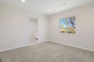 36 Mockorange Ln, Levittown, PA 19054 - Photo 12