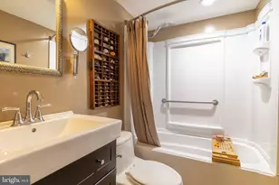 92 Oak Dr, Doylestown, PA 18901 - Photo 40