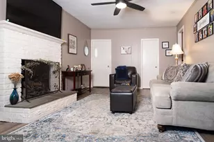 253 Kent Rd, Warminster, PA 18974 - Photo 18