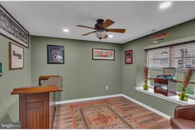 41 Laurel Circle, Newtown, PA 18940 - Photo 18