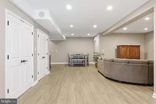 9 Hillview Dr, Newtown, PA 18940 - Photo 52