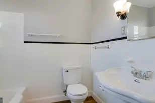 624 W Bridge St, Morrisville, PA 19067 - Photo 12