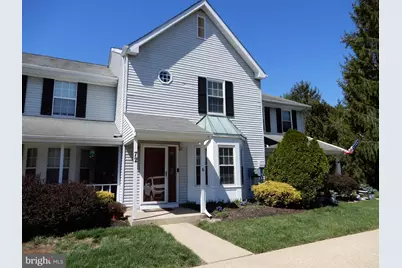 72 Greenridge Circle, Newtown, PA 18940 - Photo 2