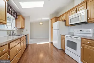 7 Juniper Cir, New Hope, PA 18938 - Photo 2