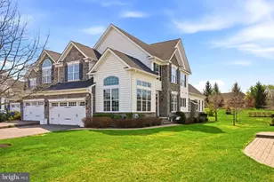 61 Hillyer Ln, Newtown, PA 18940 - Photo 1