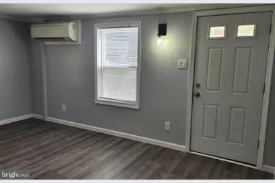 3818 Hollywood Avenue, Feasterville-Trevose, PA 19053 - Photo 2