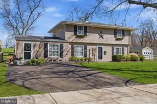 143 Terrace Rd, Levittown, PA 19056 - Photo 1