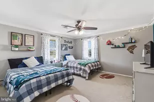 143 Terrace Rd, Levittown, PA 19056 - Photo 26