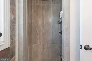 143 Terrace Rd, Levittown, PA 19056 - Photo 24