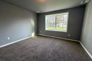 5517 Schumacher Dr, Bristol, PA 19007 - Photo 12