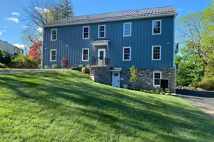 301 Edgeboro Dr, Newtown, PA 18940 - Photo 2