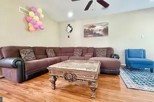 201 W Hamilton St, Chalfont, PA 18914 - Photo 6