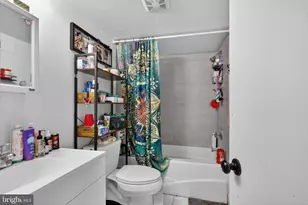 79-81 Sandybrook Dr, Langhorne, PA 19047 - Photo 32