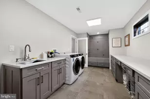 694 Countess Dr, Yardley, PA 19067 - Photo 20