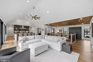 694 Countess Dr, Yardley, PA 19067 - Photo 4