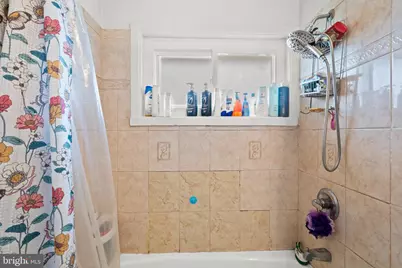 105 Indian Creek Drive, Levittown, PA 19057 - Photo 10
