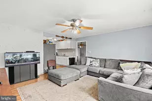 105 Indian Creek Dr, Levittown, PA 19057 - Photo 4