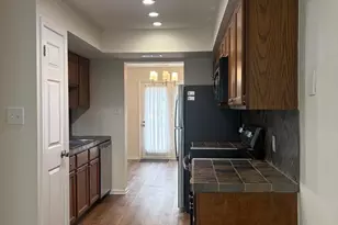433 Trumbull Ct, Newtown, PA 18940 - Photo 6