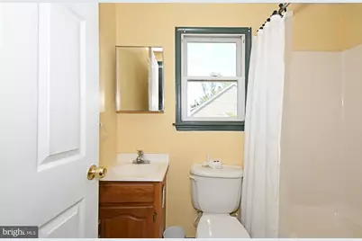 385 E Magnolia Drive, Morrisville, PA 19067 - Photo 34