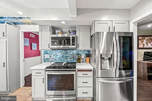 128 Terrace Rd, Levittown, PA 19056 - Photo 8