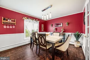 128 Terrace Rd, Levittown, PA 19056 - Photo 4