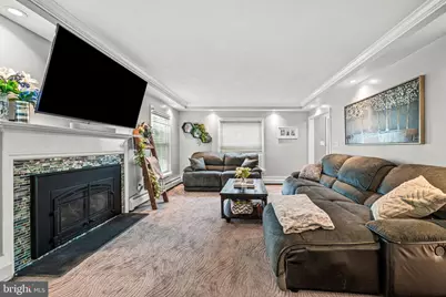 128 Terrace Road, Levittown, PA 19056 - Photo 12