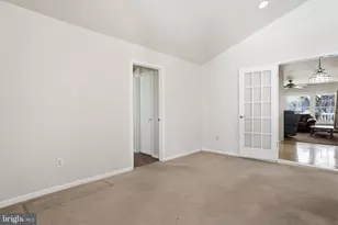 103 Hedge Rd, Levittown, PA 19056 - Photo 18