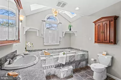 85 Goldenridge Drive, Levittown, PA 19057 - Photo 14