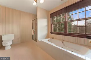 111 Cedar Glen Dr, New Hope, PA 18938 - Photo 38