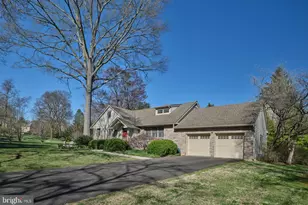 92 Homestead Dr, Doylestown, PA 18901 - Photo 8