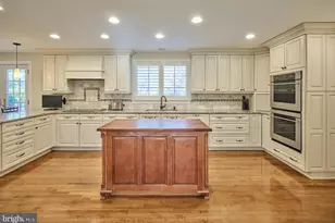 92 Homestead Dr, Doylestown, PA 18901 - Photo 14