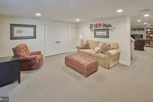 92 Homestead Dr, Doylestown, PA 18901 - Photo 34