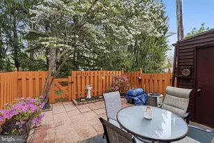 19 Constitution Ave, Doylestown, PA 18901 - Photo 56