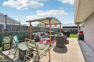 47 Glenwood Ln, Levittown, PA 19055 - Photo 32