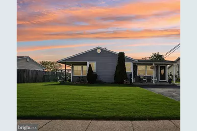 47 Glenwood Lane, Levittown, PA 19055 - Photo 2
