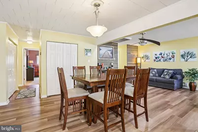 47 Glenwood Lane, Levittown, PA 19055 - Photo 8