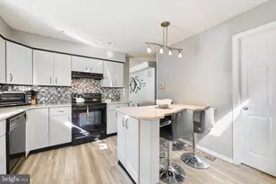 1265 Barclay Crescent, Yardley, PA 19067 - Photo 4