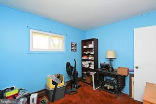 30 Roundwood Ln, Levittown, PA 19055 - Photo 24