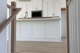 105 Brianna Ct, Chalfont, PA 18914 - Photo 2