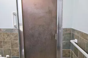 705 Overlook Dr, Warminster, PA 18974 - Photo 14