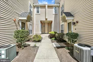 1907 Society Pl, Newtown, PA 18940 - Photo 2
