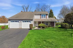 1567 Brock Creek Dr, Yardley, PA 19067 - Photo 2