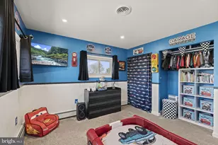 17 Gun Rd, Levittown, PA 19057 - Photo 18