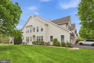 1402 Heron Way, Chalfont, PA 18914 - Photo 2