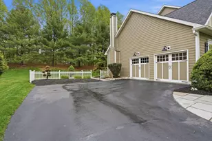 3913 Charter Club Dr, Doylestown, PA 18902 - Photo 36