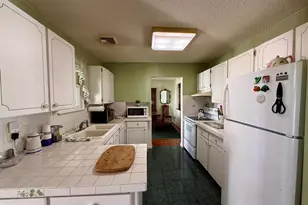 521 Parkway Dr, Fairless Hills, PA 19030 - Photo 10