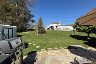 521 Parkway Dr, Fairless Hills, PA 19030 - Photo 16